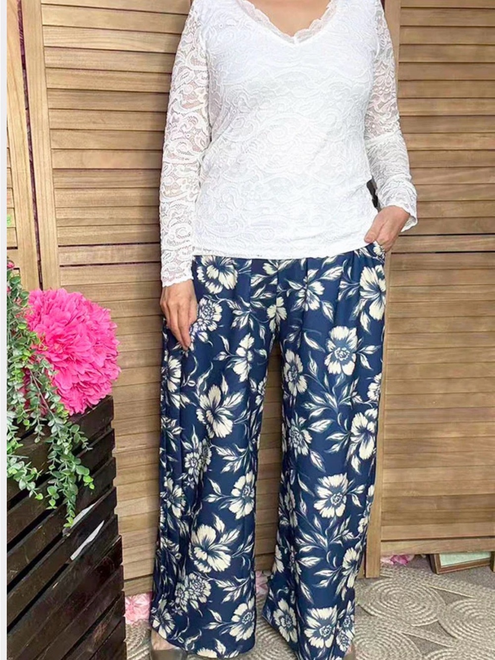 Southern Stitch Navy Floral Elastic Waist Wide-Leg Pants